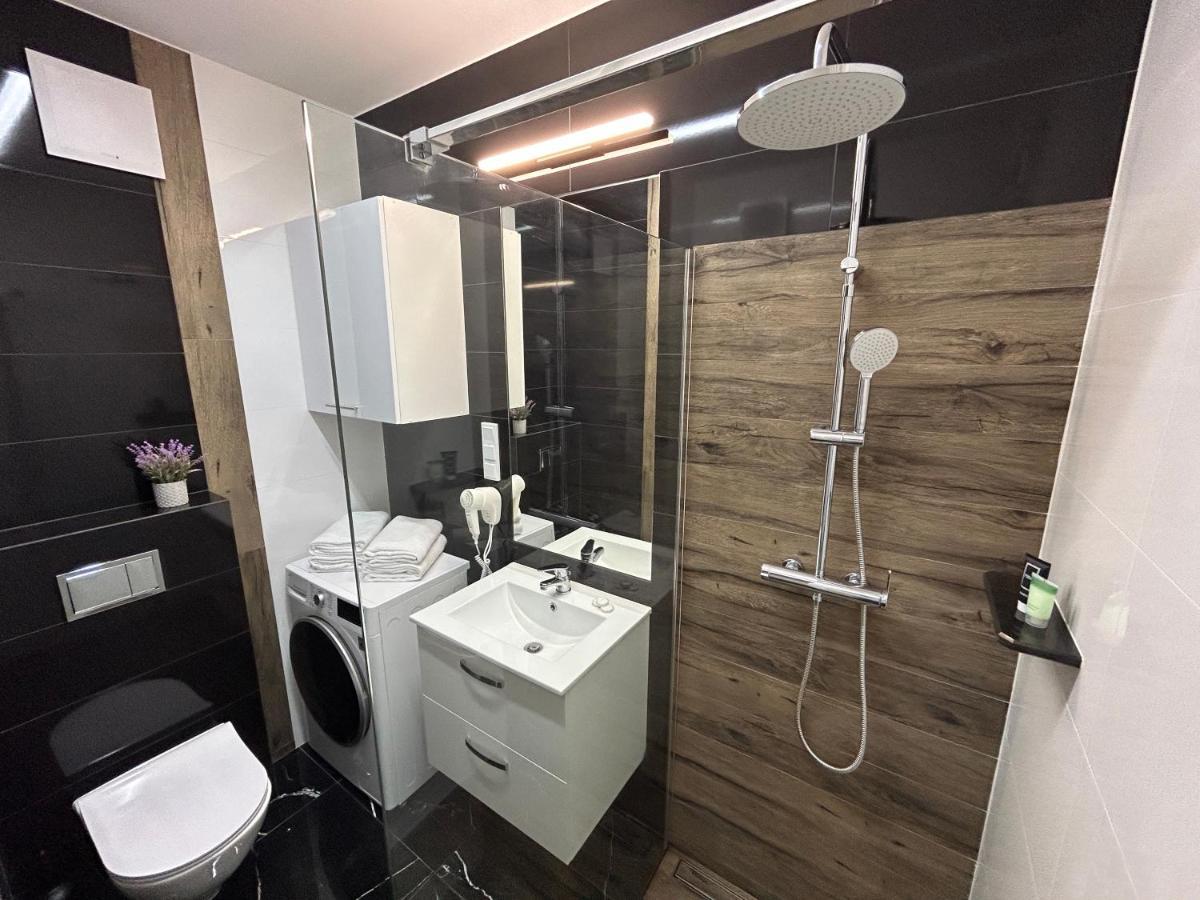 5 Place For You Varsovia Exterior foto
